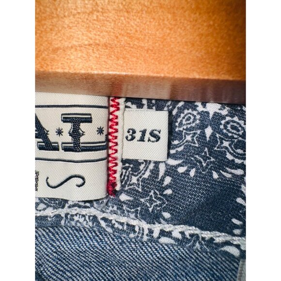 Ariat Bermuda Real Denim Stretch Shorts Cowgirl Blue Frayed Hem Casual Western - Picture 4 of 10